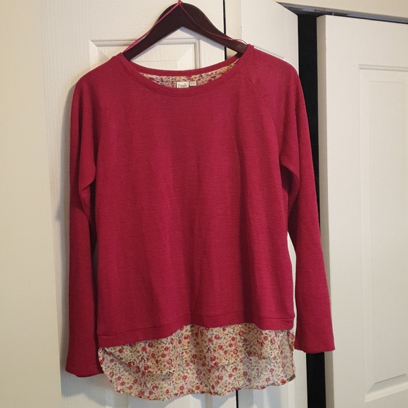 🦋 3 for $20 》Twik long sleeved shirt - Picture 1 of 5